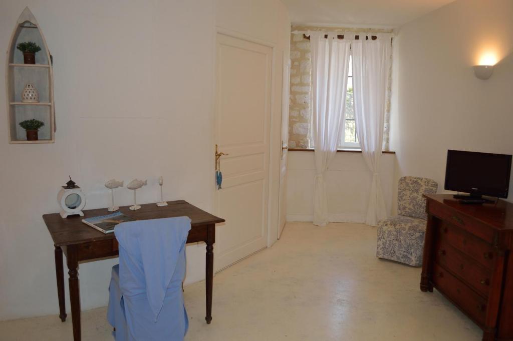 Hotel Les Vents Bleus Donnazac Zimmer foto